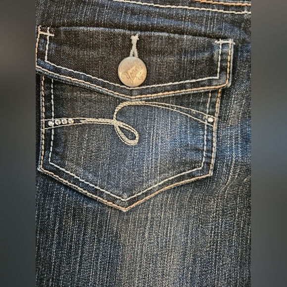 JUSTICE GIRL'S BOOTCUT MID-RISE OUTWARD STITCHING DETAIL SUPERCUTE JEANS SIZE 12 - Picture 9 of 16